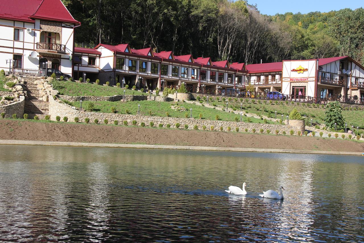 Mishyn-City Hotel Dobrovlyany Exterior foto